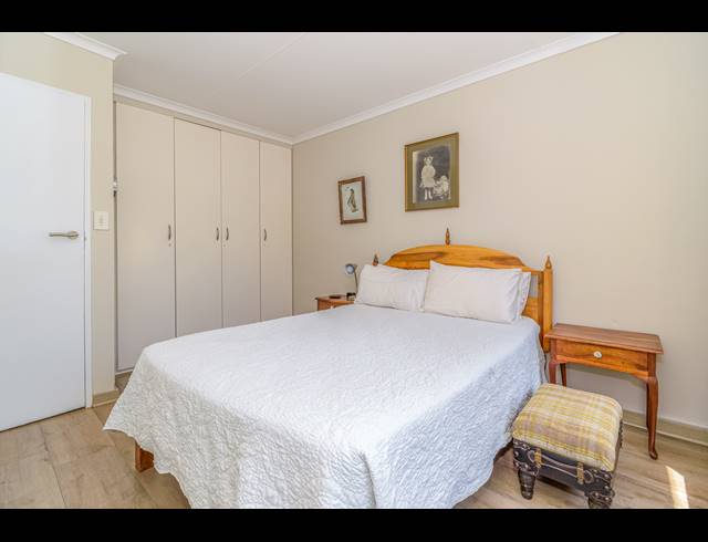 3 BEDROOM TOWNHOUSE FOR SALE IN SONNEGLANS